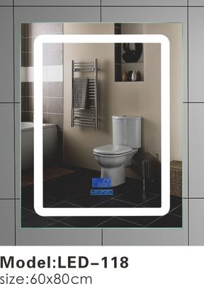 Adjustable 50 X 70 Wall Hung Kamar Mandi Cermin Diterangi Penghematan Energi 600 * 800mm