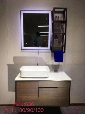 Kesombongan Kamar Mandi Rustic Premity, Kesombongan Kamar Mandi Ramping Putih Prefab Dengan Cermin LED Atas